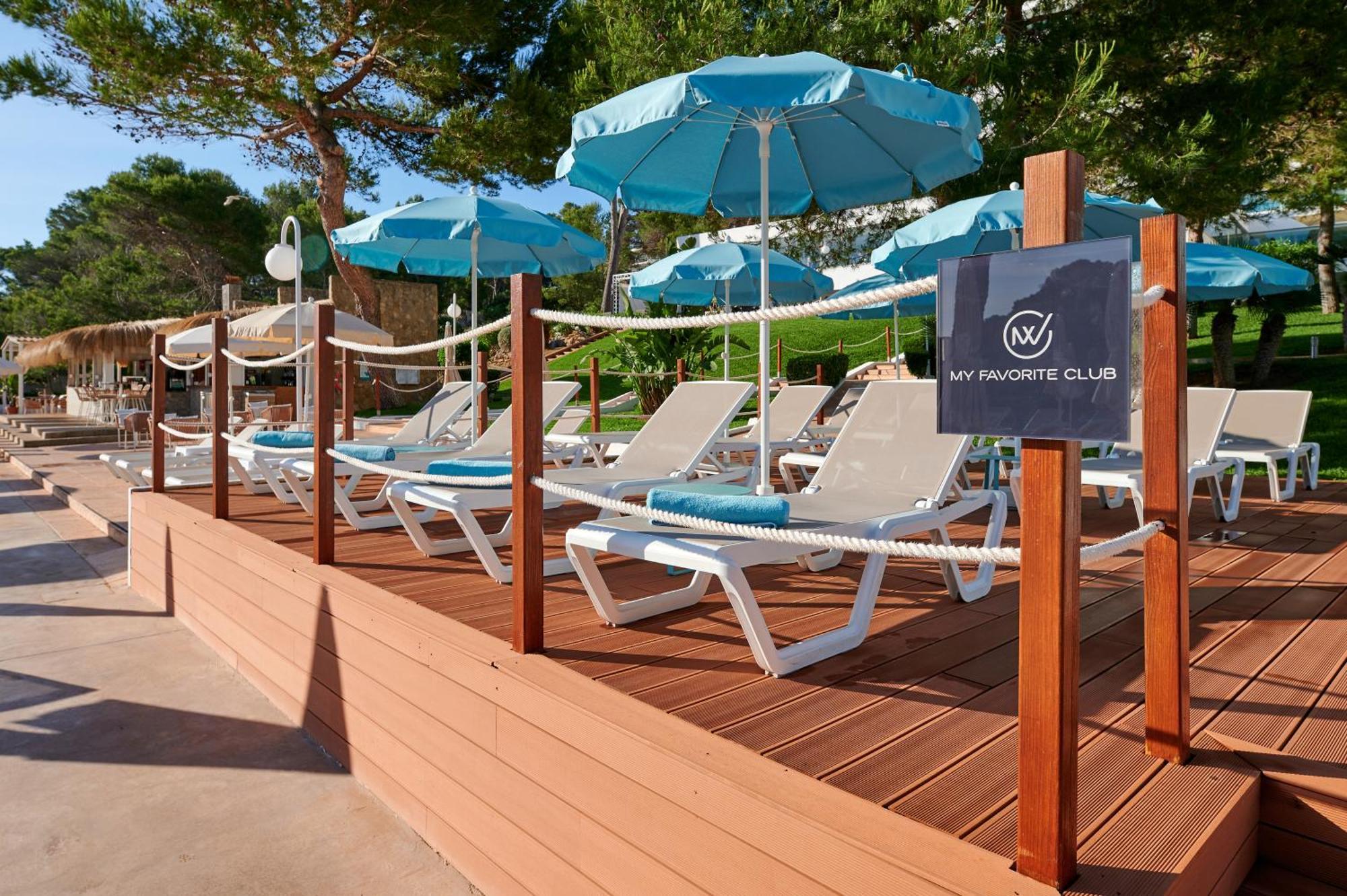 Отель Aluasoul Carolina - Adults Only Фонт-де-Са-Кала Экстерьер фото